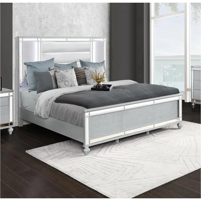 52648q-bed Bella Furniture Calipso – Silver Queen Bed Velvet Padding W/led – Silver