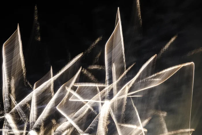 “Chiffon Light Sculpture” Giant Art 84×54 Wall Art|Œuvre d’art murale Giant Art « Chiffon Light Sculpture » 84 x 54