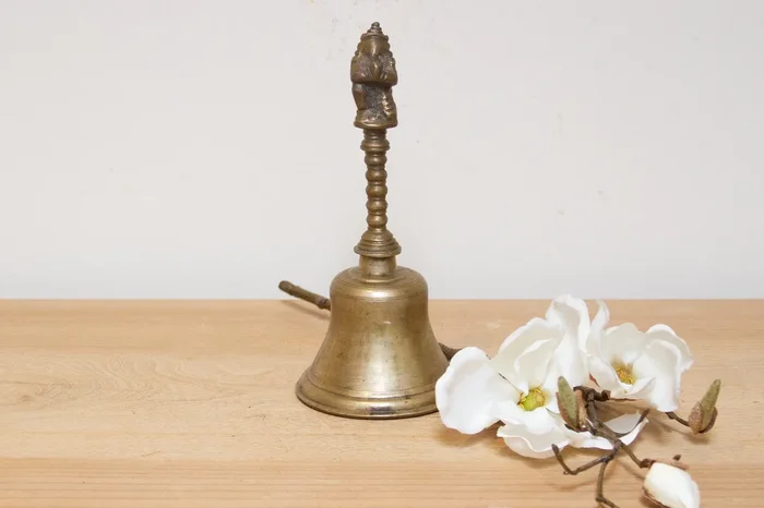Antique Majestic Ganesha Poga Bell (Trade)