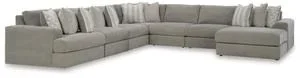 Avaliyah 7-piece Sectional With Chaise