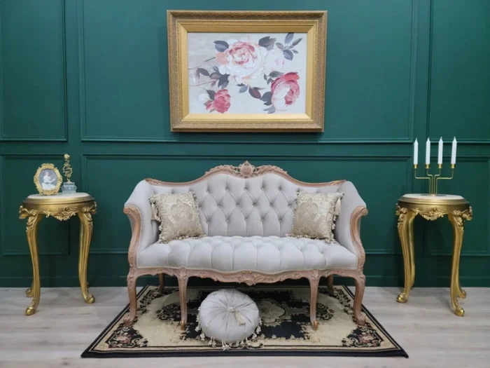 Coucou Settee