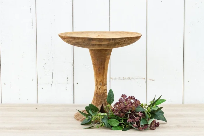 Elegant Vintage Naga Fruit Bowl