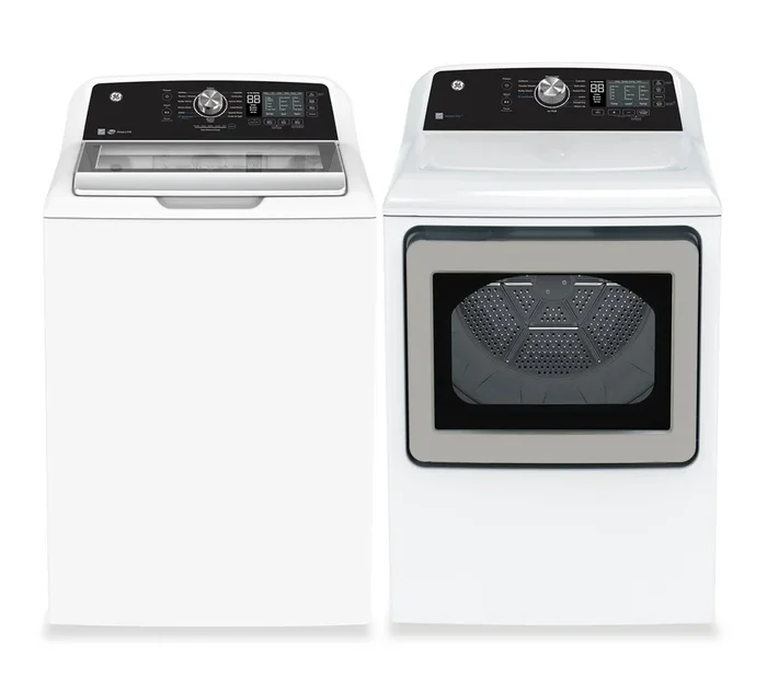 GE 5.3 Cu. Ft. Top Load Washer and 7.4 Cu. Ft. Electric Dryer – White | Laveuse à chargement par le haut de 5,3 pi3 et sécheuse électrique de 7,4 pi3 de GE – blanches