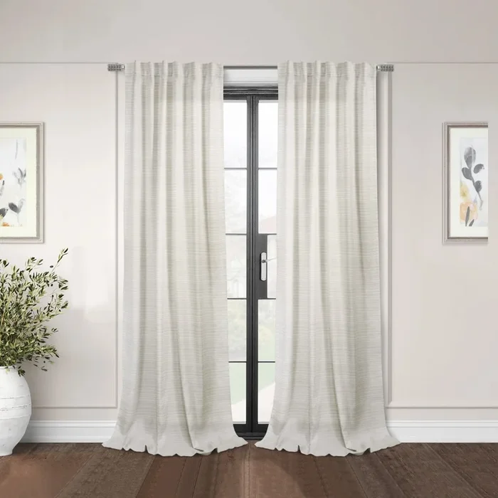 Habitat Austin Linen Light Filtering Dual Header Curtain Panel – 52 x 95|Panneau de rideau filtrant la lumière Austin apparence lin à double têtes d’Habitat – 52 x 95
