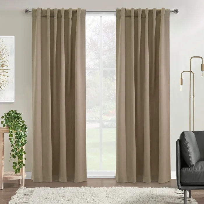 Habitat Mulberry Blush Light Filtering Dual Header Curtain Panel – 54 x 84|Panneau de rideau filtrant la lumière Mûre rose tendre à double têtes d’Habitat – 54 x 84