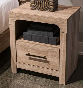 Kinlanni – One Drawer Night Stand – Tan