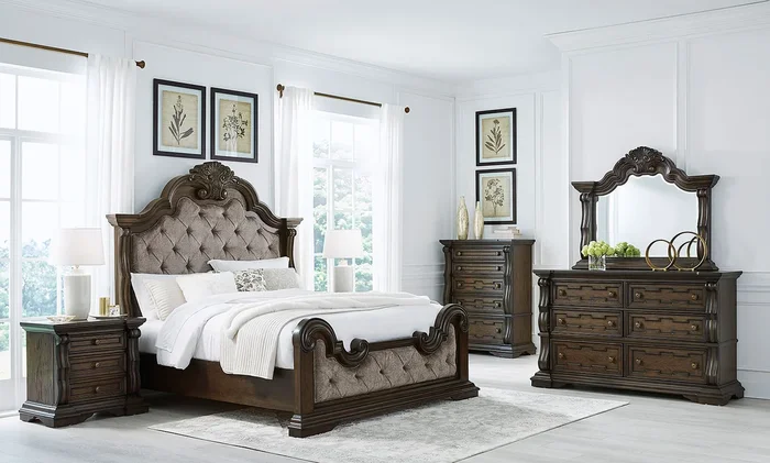 Maylee Panel Bedroom Set