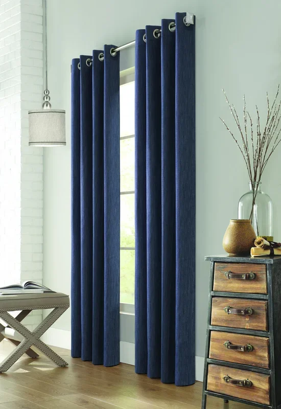 Melbourne Denim Grommet Curtain Panel – 52″ X 95″|Panneau de rideau à œillets Melbourne denim – 52 po x 95 po