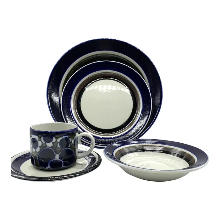 Mid Century Modern Anja Jaatinen-Winquist Design Arabia Finland Wärtsilä Saara Scandinavian Tableware Set- 20 Pieces