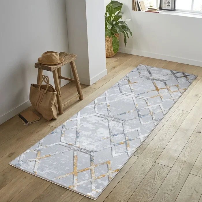 Nova – 2’7″ X 7′ Polypropylene Area Rug – Multi / White