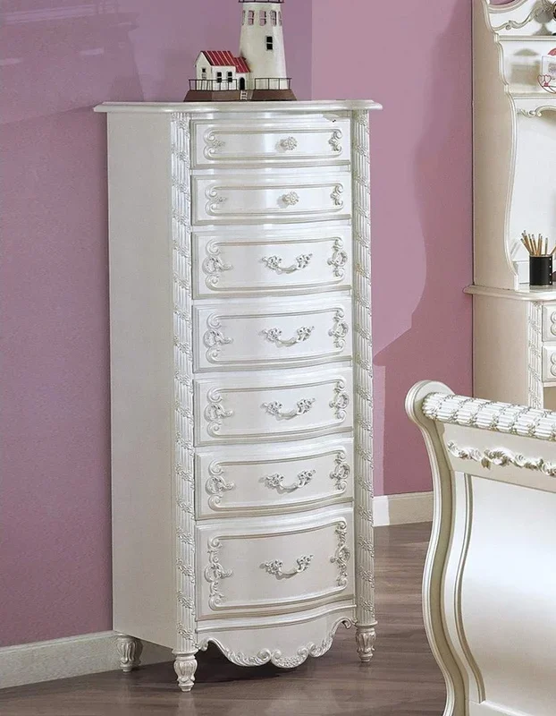 Pearl Lingerie Chest