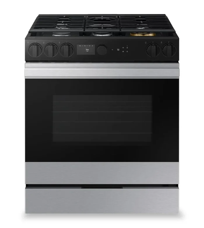 Samsung 6 Cu. Ft. Smart Gas Slide In Range with Oven Camera – Stainless Steel – NSG6DG8700SRAA | Cuisinière intelligente à gaz encastrée Samsung de 6 pi³ avec caméra de four – acier inoxydable – NS…