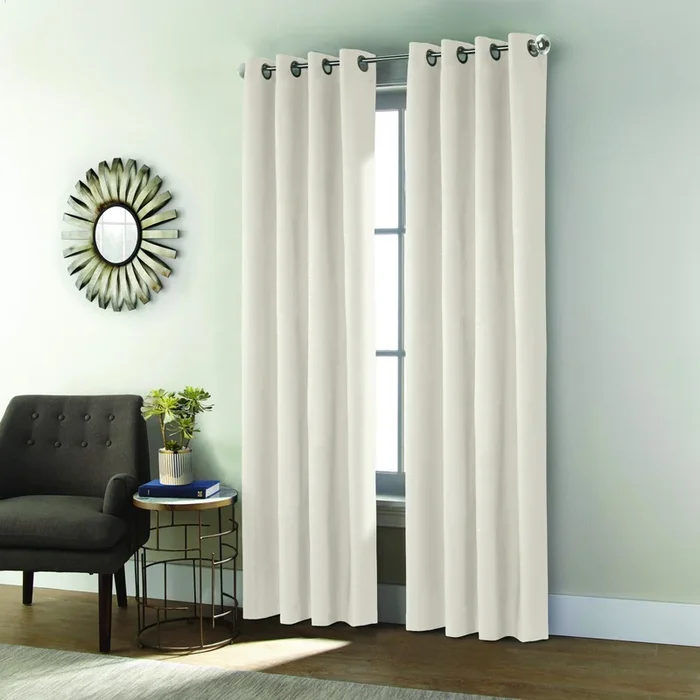 Shadow Off-White Grommet Curtain Panel – 52″ X 84″|Panneau de rideau à œillets Shadow blanc cassé – 52 po x 84 po