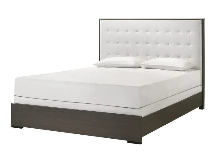 Sharpe – Bed