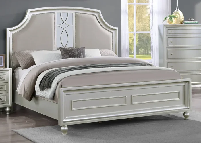 Traditional Queen Bed
