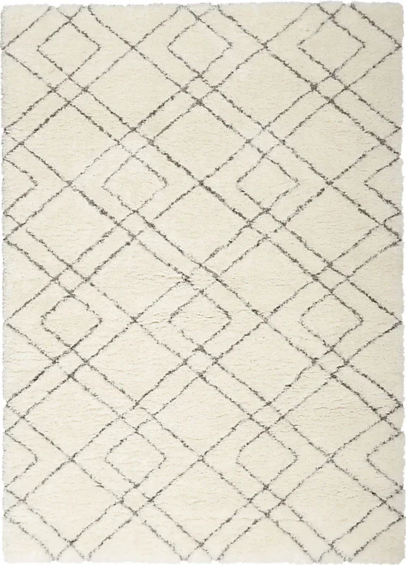Zulea Ivory 6’7 x 9’2 Rug